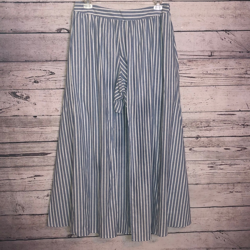 Newlook open skirt with shorts